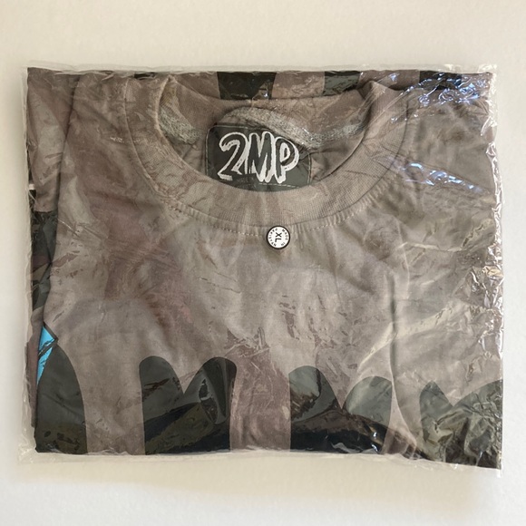 2MP | New Men’s Lifestyle Graphic T-Shirt - Picture 2 of 2